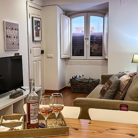 T2 Apartment -Cascais Center - 100M From Beach المظهر الخارجي الصورة